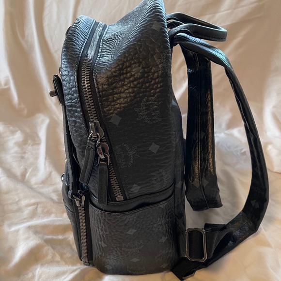 MCM VISETOS STUDDED SMALL DUAL STARK BACKPACK main image 6